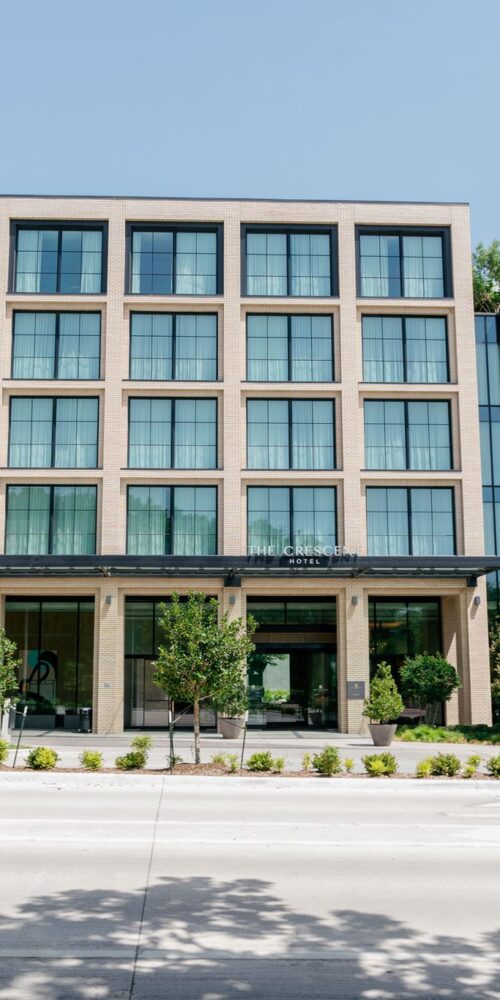 Exterior of the Crescent Hotel Fort Worth wedding venue
